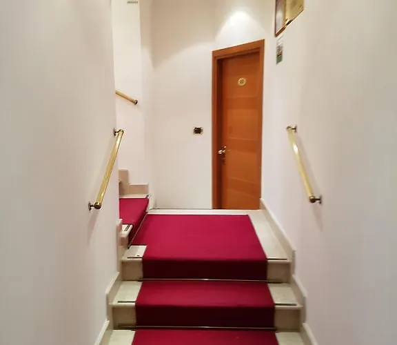 Hotel San Carlo Rome