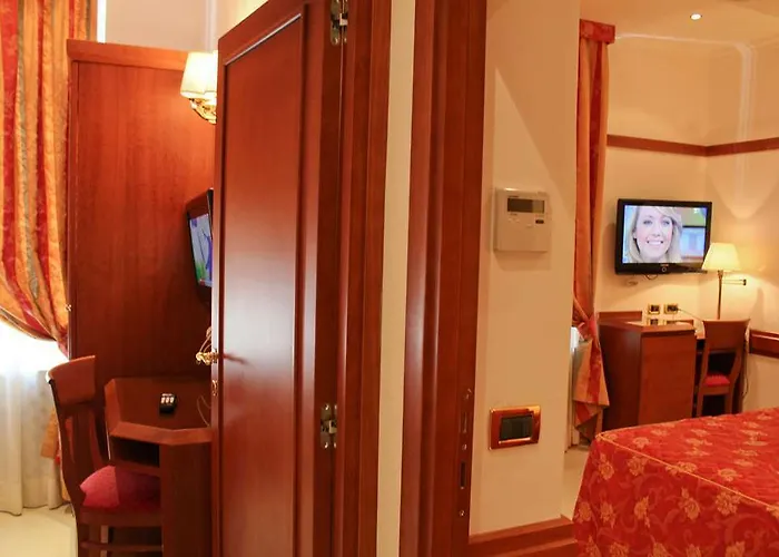 San Carlo 3* Rome